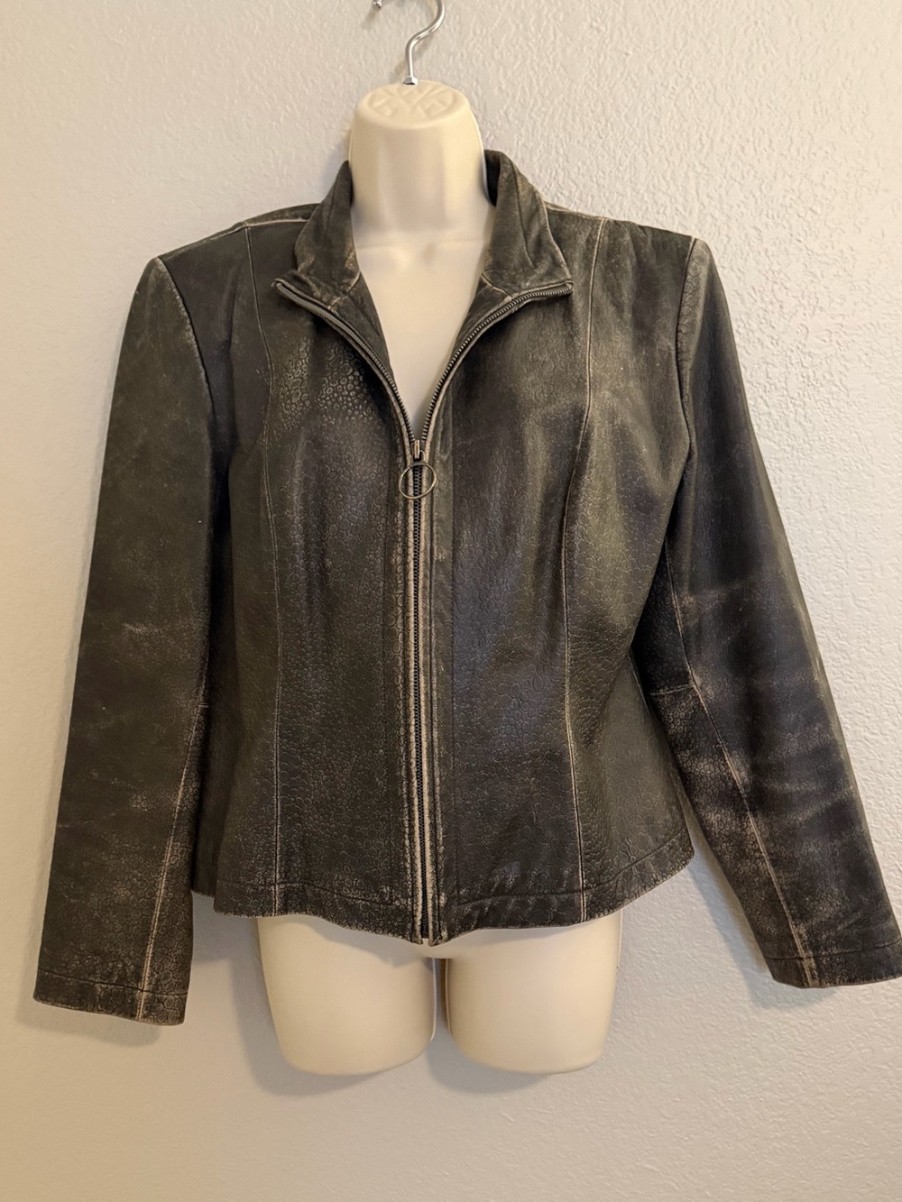 Womens Washed Olive Lambskin Leather Zip-Front Jacket